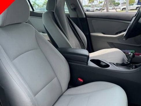 Used 2014 Kia Optima LX FWD image 3