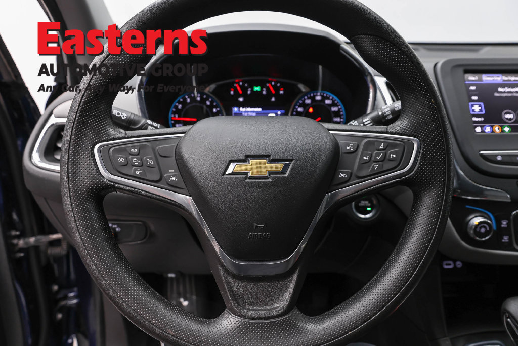 Used 2022 Chevrolet Equinox LS w/ LS Convenience Package AWD/4WD image 11