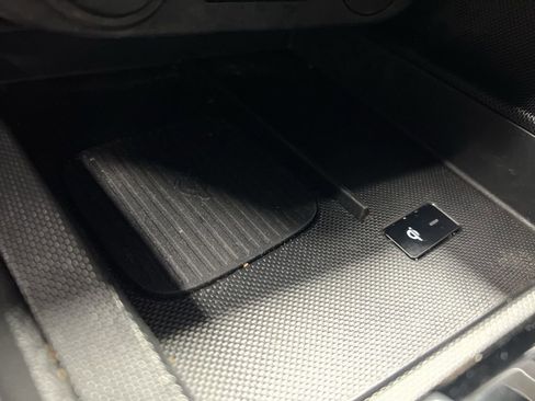 Used 2025 Hyundai Elantra SEL image 36