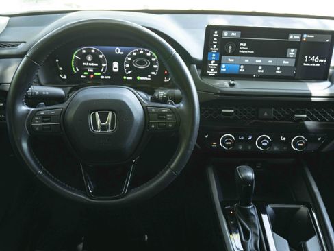 Used 2023 Honda Accord EX-L image 19