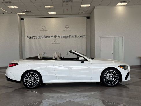 Certified 2024 Mercedes-Benz CLE 300 4MATIC Cabriolet image 4