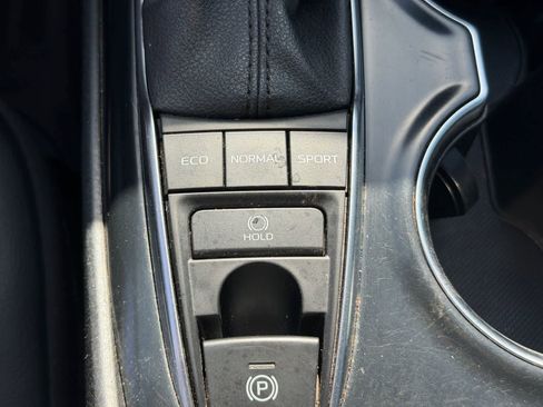Used 2020 Toyota Camry XSE AWD/4WD image 15