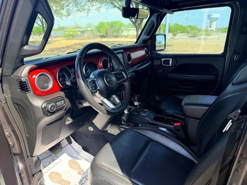 Used 2019 Jeep Wrangler Unlimited Rubicon image 13