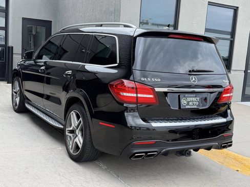 Used 2017 Mercedes-Benz GLS 550 4MATIC image 8