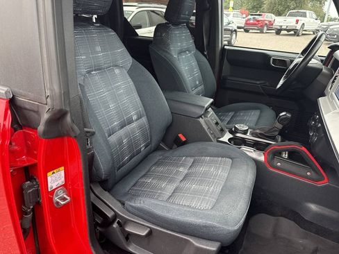 Used 2023 Ford Bronco Heritage Edition AWD/4WD image 17