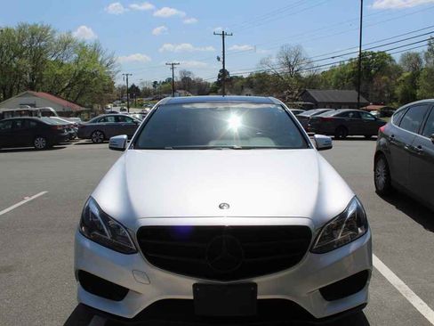 Used 2014 Mercedes-Benz E 350 Sedan image 2