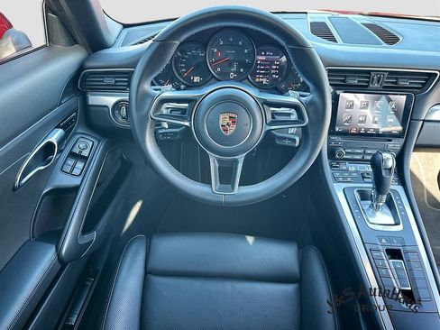 Used 2017 Porsche 911 Carrera RWD image 28