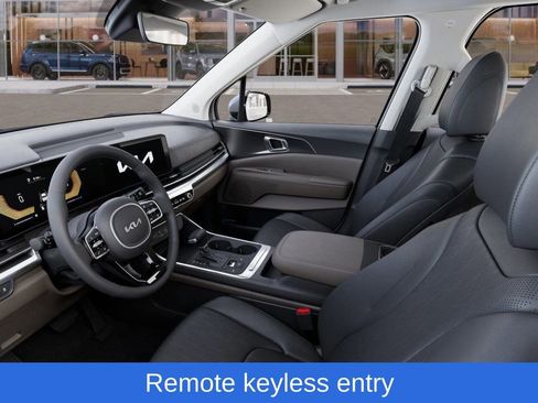 New 2026 Kia Carnival LXS image 18