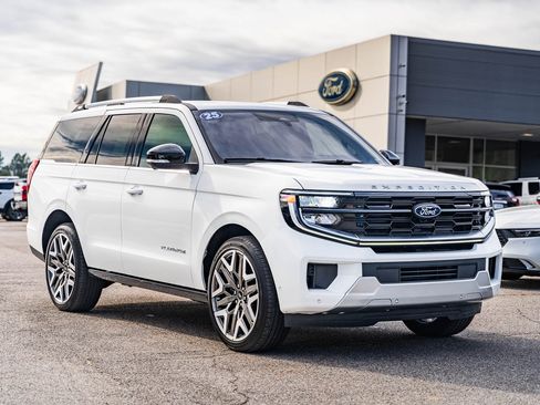 Certified 2025 Ford Expedition Platinum w/ Platinum Ultimate Package image 1