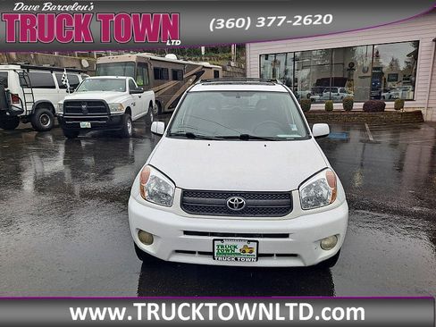 Used 2005 Toyota RAV4 2WD image 8