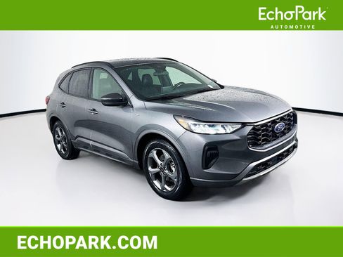 Used 2024 Ford Escape ST-Line w/ Cold Weather Package image 1