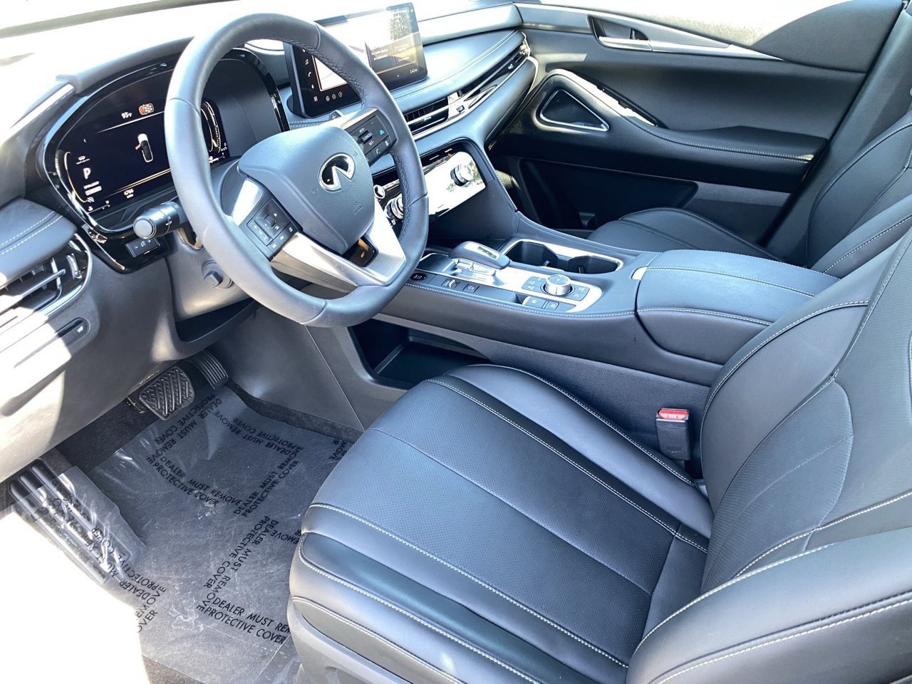 Certified 2027 INFINITI QX60 Luxe w/ Cargo Package FWD image 31