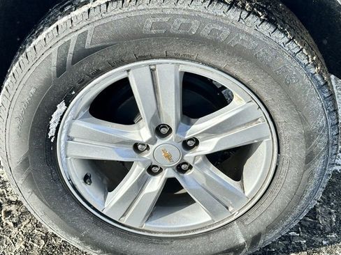 Used 2020 Chevrolet Trax LT w/ LT Convenience Package image 5