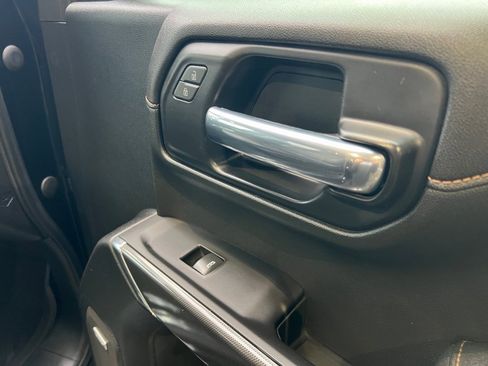 Used 2022 GMC Sierra 1500 AT4 image 14