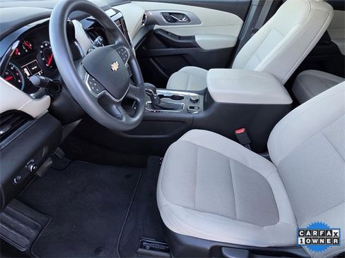 Used 2023 Chevrolet Traverse LS w/ Safety Package image 6
