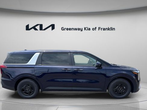 New 2026 Kia Carnival LX image 8