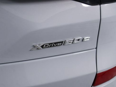 Used 2024 BMW X5 xDrive50e w/ M Sport Package AWD/4WD image 20