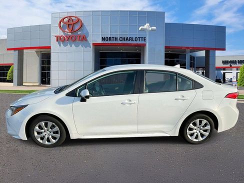 Used 2024 Toyota Corolla LE FWD image 6