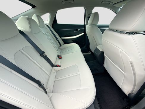 New 2026 Hyundai Sonata SE FWD image 19