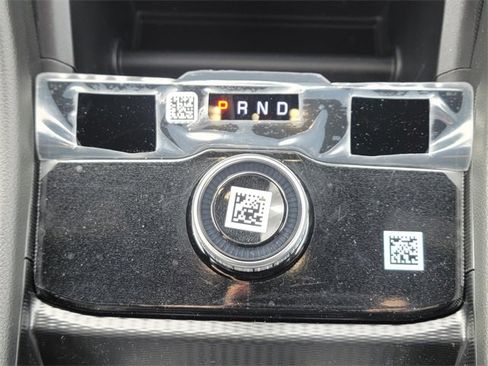 New 2025 Jeep Grand Cherokee L Laredo image 24