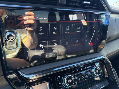 Used 2023 GMC Sierra 1500 AT4 image 66