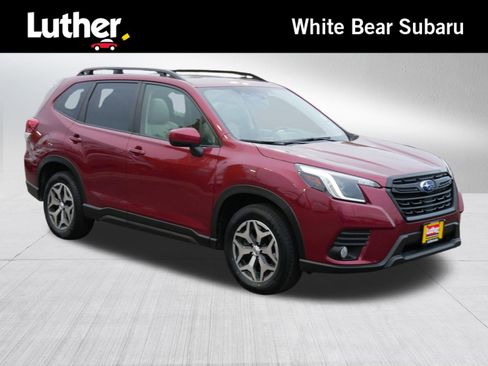 Certified 2023 Subaru Forester Premium image 1