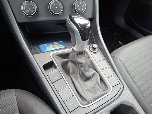 Certified 2024 Volkswagen Jetta S image 19