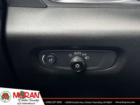 Certified 2023 Chevrolet Traverse LT image 27