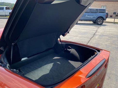 Used 2005 Chevrolet Corvette Coupe w/ Preferred Equipment Group image 26