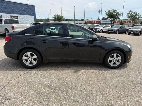 Used 2014 Chevrolet Cruze LT FWD image 6