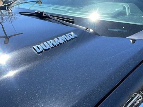 Used 2023 Chevrolet Silverado 1500 LT RWD image 10