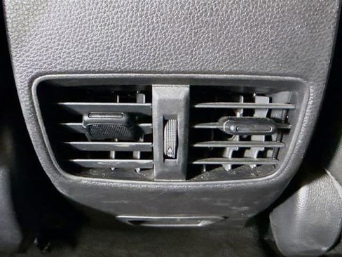 Certified 2025 Toyota Corolla Cross XLE w/ Convenience Package image 25