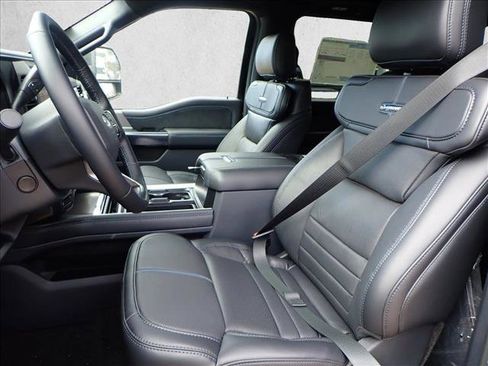 New 2026 Ford F350 Platinum w/ Tremor Off-Road Package image 11