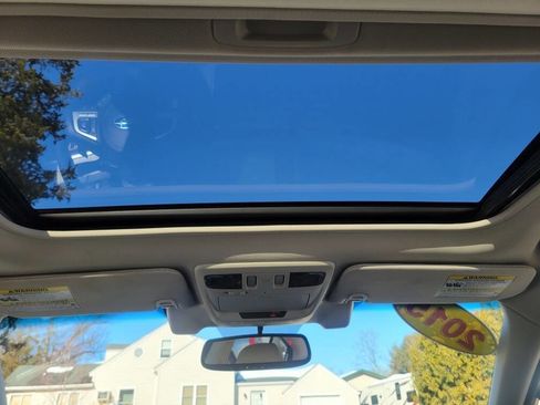 Used 2015 Subaru Legacy 2.5i Premium image 11