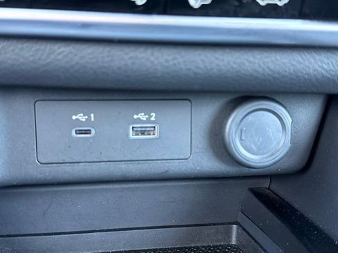 Certified 2023 Nissan Rogue SV image 35