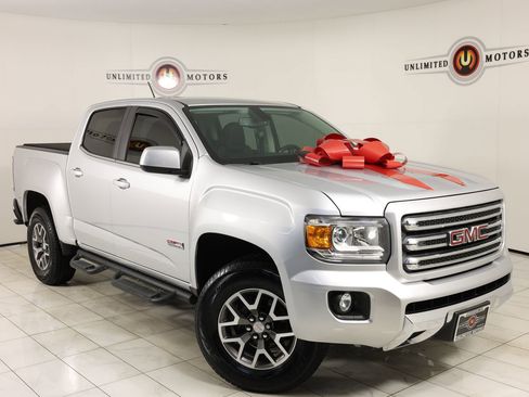 Used 2016 GMC Canyon SLE image 1