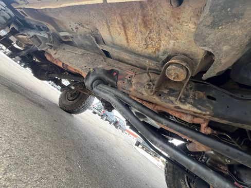 Used 1990 Ford Bronco 2dr Wagon image 16