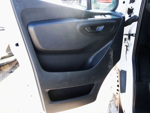 Used 2022 Mercedes-Benz Sprinter 3500 image 26