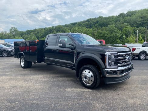 New 2026 Ford F550 4x4 Crew Cab image 15