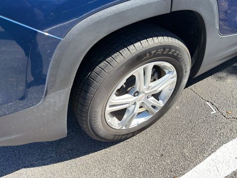 Used 2020 GMC Terrain SLE w/ Driver Convenience Package image 10