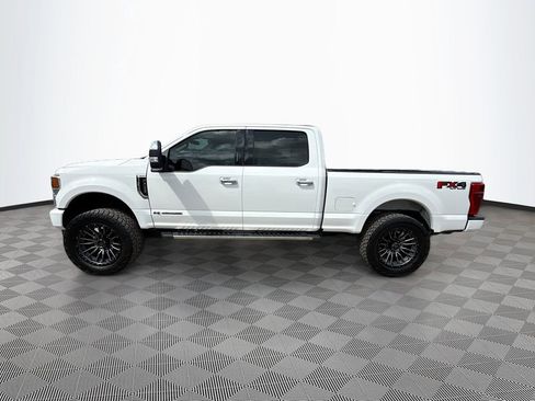 Used 2022 Ford F250 XLT w/ XLT Premium Package image 9