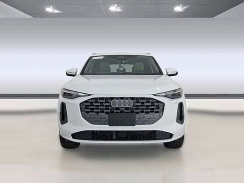 Used 2025 Audi Q5 Premium w/ Convenience Package AWD/4WD image 5
