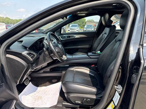 Used 2018 Lincoln MKZ Select w/ Select Plus Package AWD/4WD image 27