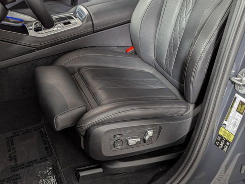 Certified 2024 BMW X6 M60i w/ Dynamic Handling Package image 21