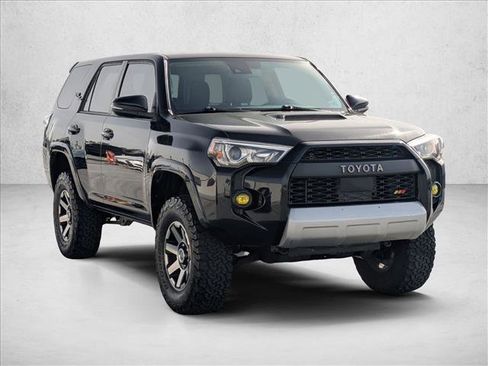 Used 2022 Toyota 4Runner TRD Off-Road Premium image 3