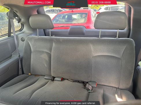 Used 2004 Dodge Grand Caravan SE w/ Popular Equipment Group FWD image 21