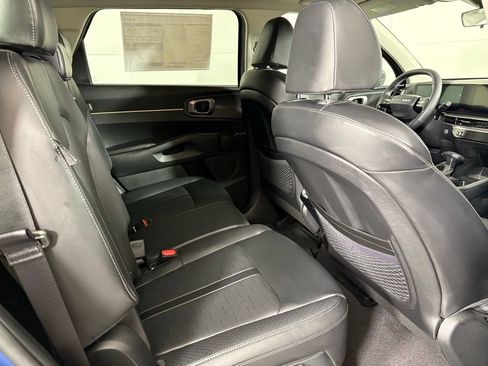 New 2026 Kia Sorento S image 17