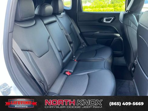 New 2026 Jeep Compass Latitude AWD/4WD image 23