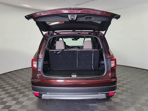Certified 2021 Honda Pilot Touring image 6