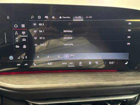 Used 2025 Audi Q5 Premium AWD/4WD image 18